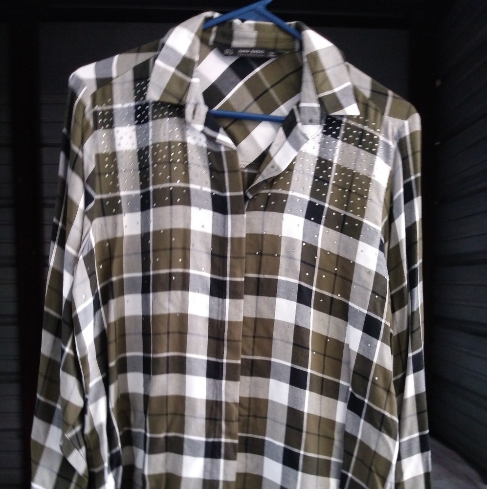 Flannel long sleeve shirt